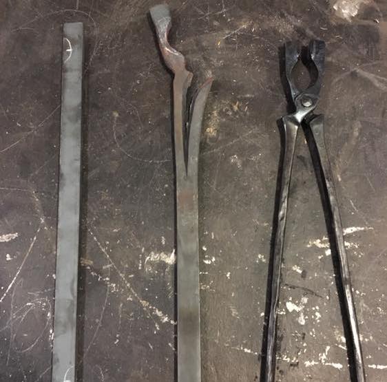 Blacksmith Tongs Set/Blacksmith Starter Tool Includes Spike Tongs